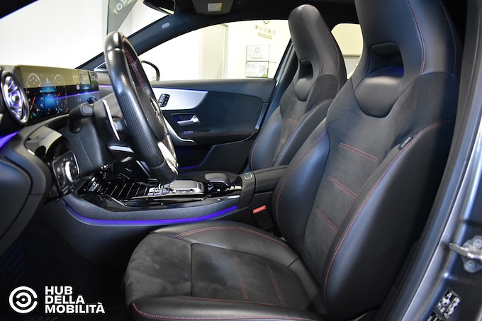 MERCEDES-BENZ A 35 AMG 4Matic